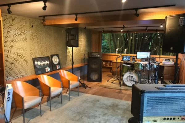 BAMBOO STUDIO (4)