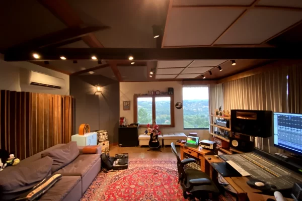 NA HOUSE (3)